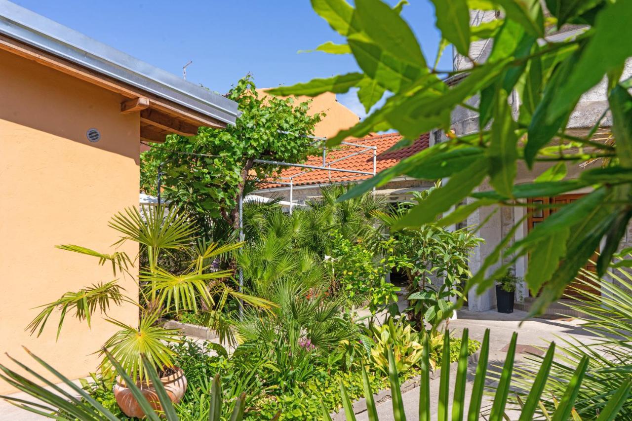 Eleonora Apartments Zadar Exterior foto