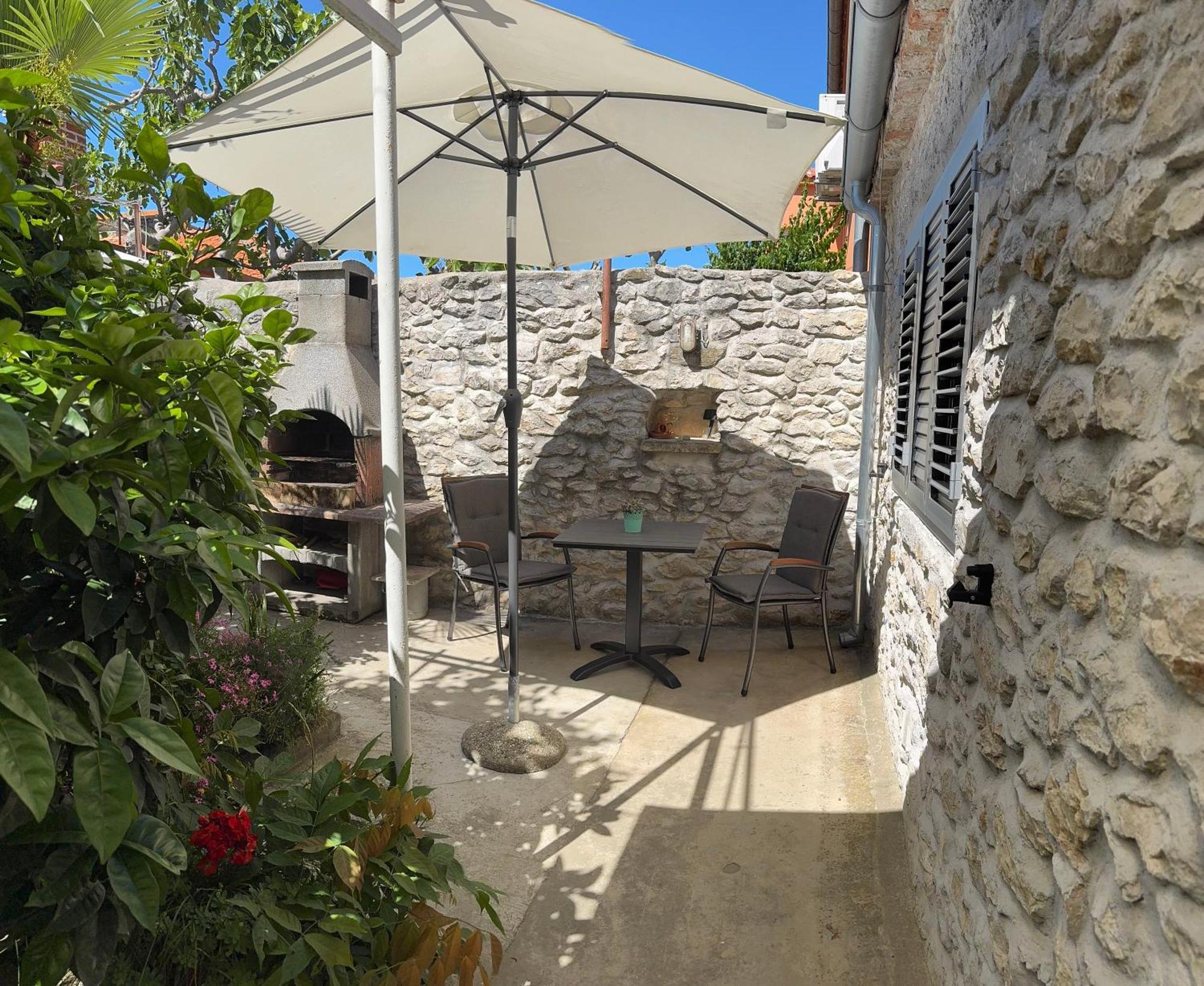 Eleonora Apartments Zadar Exterior foto